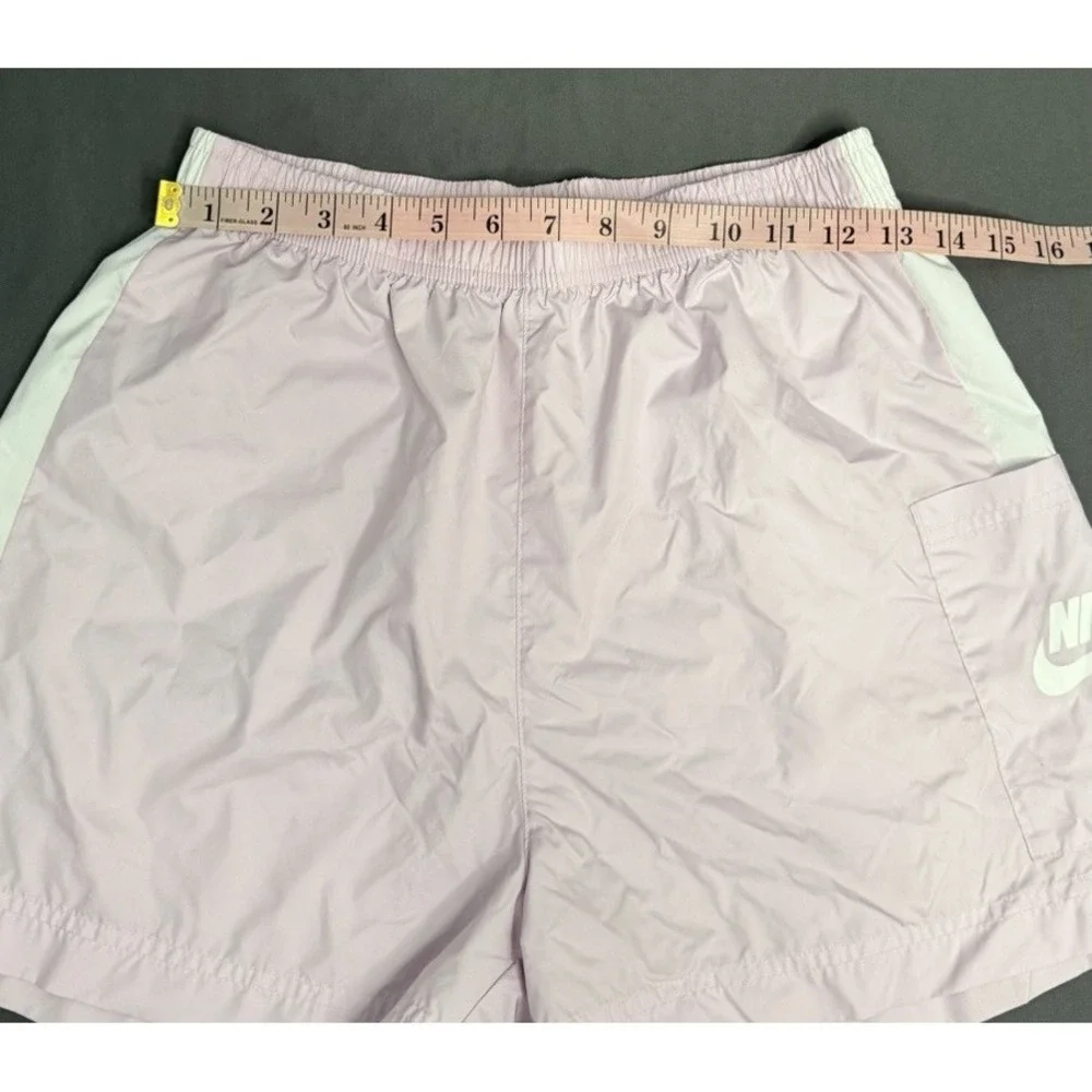 Nike Shorts Sportswear Womens Size‎ Small Pink High Rise Lightweight DQ3354-695